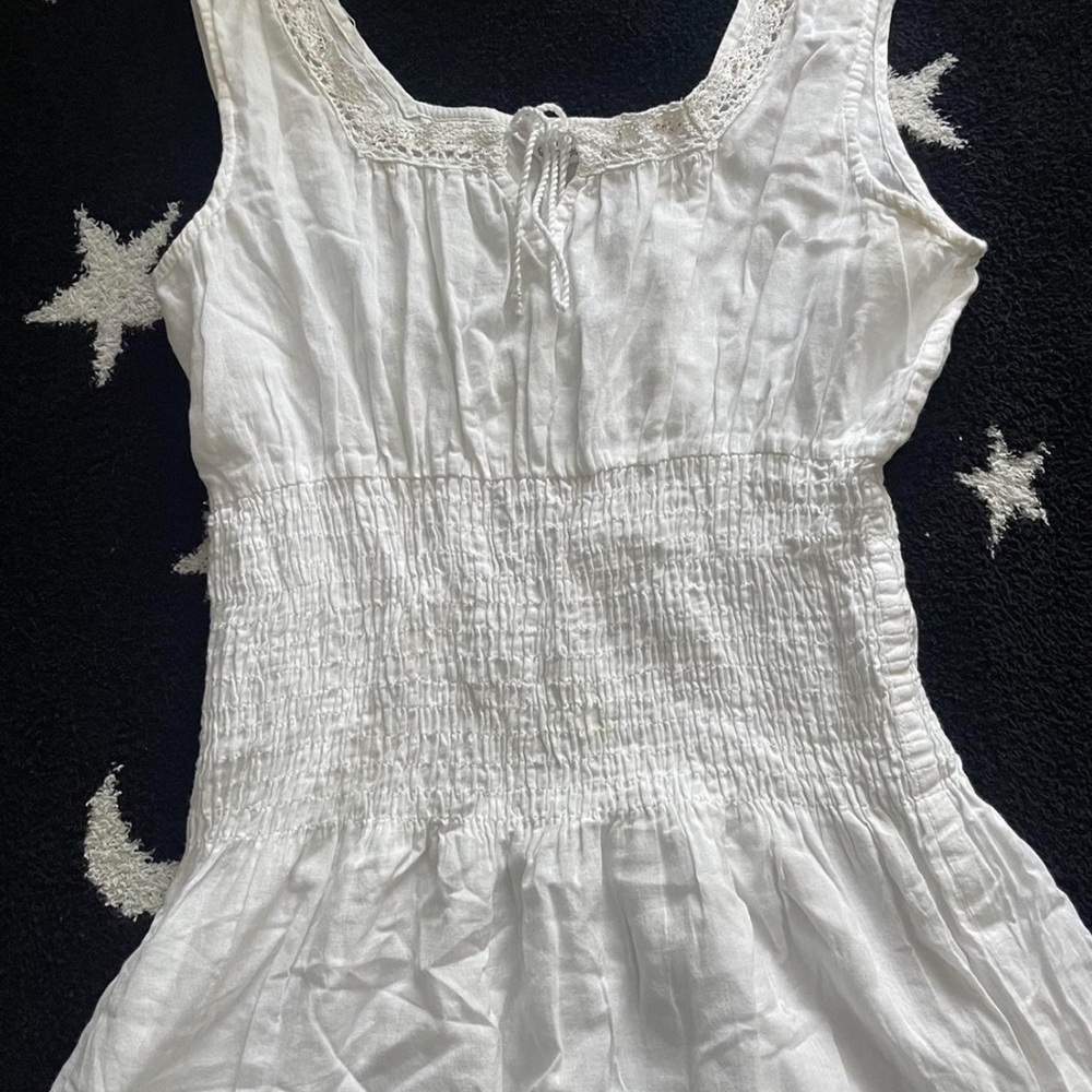 white dress